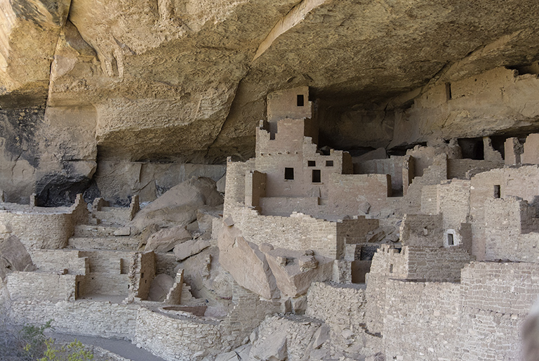 Left-hand buildings of Cliff Palace